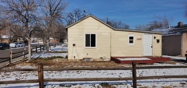 Primary Photo - 2 Bed 2 bath house