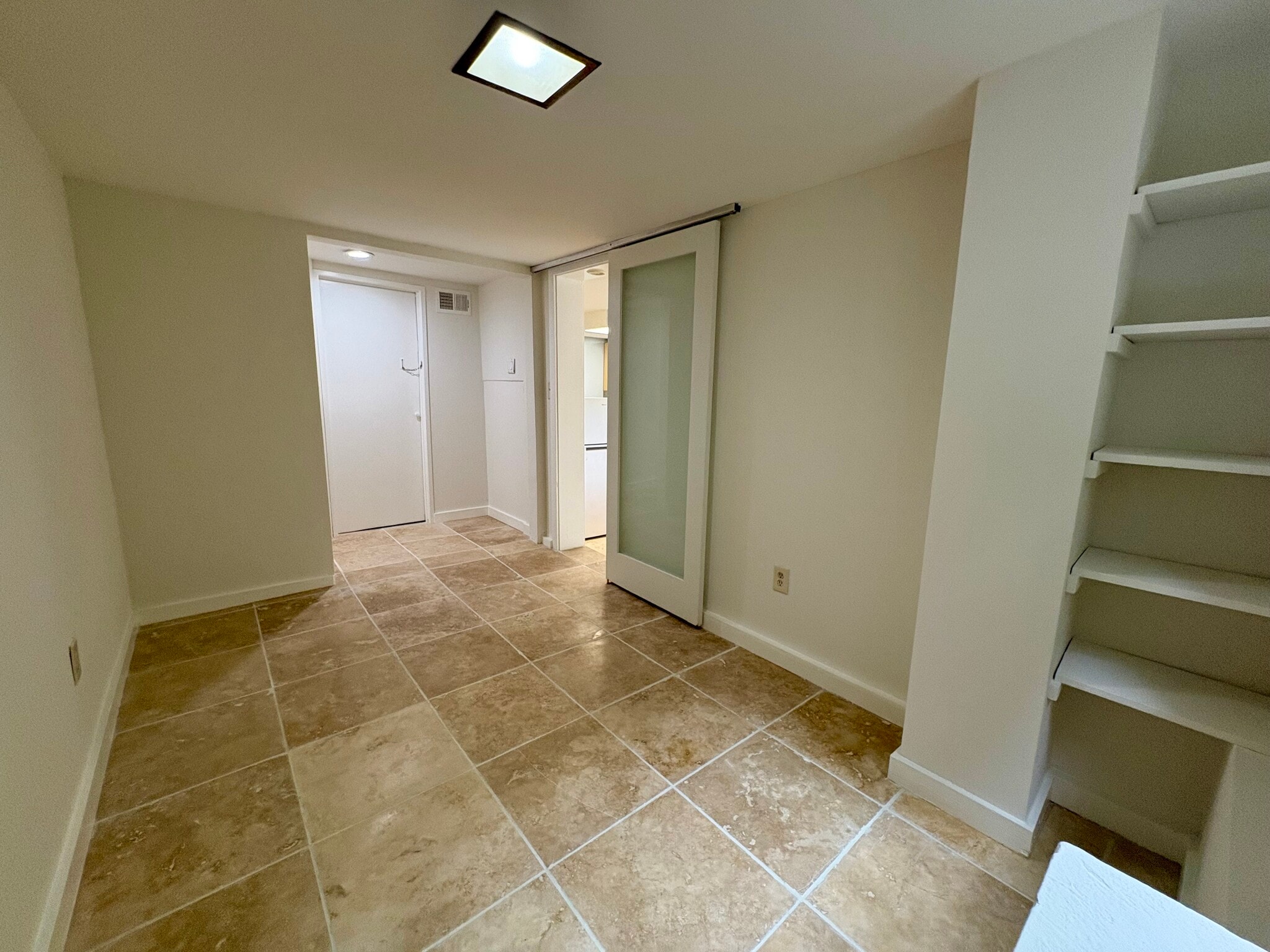 Building Photo - 5671 Cabot Dr