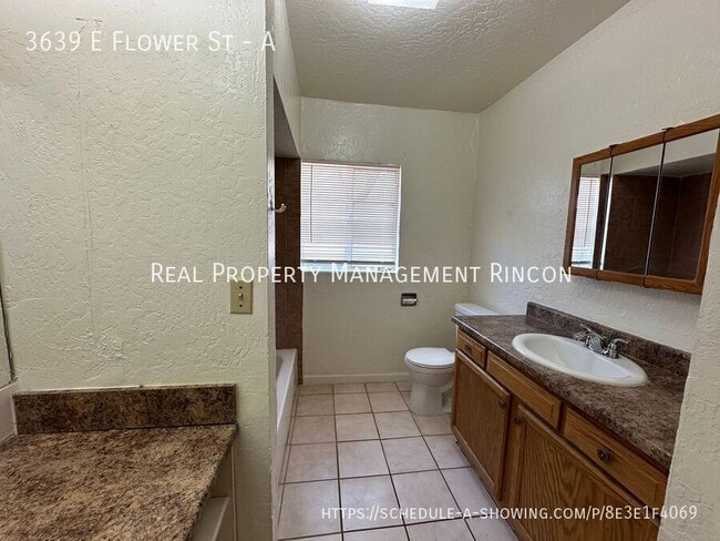 Building Photo - 3639 E Flower St