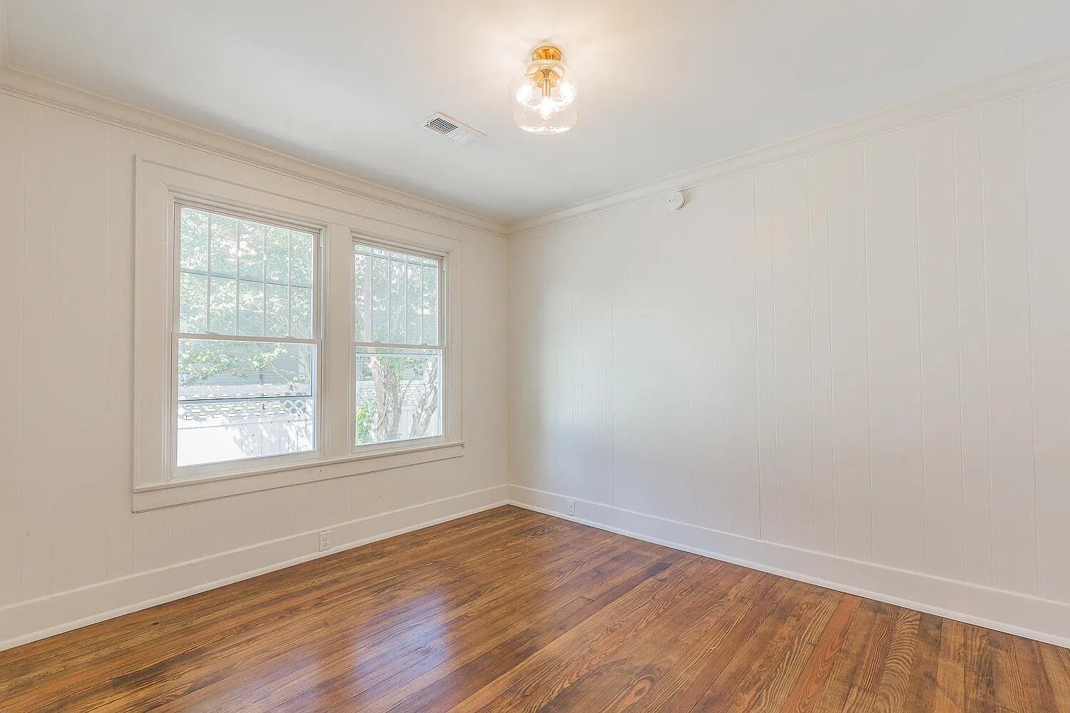 bedroom 2 - 2403 Bailey Ave