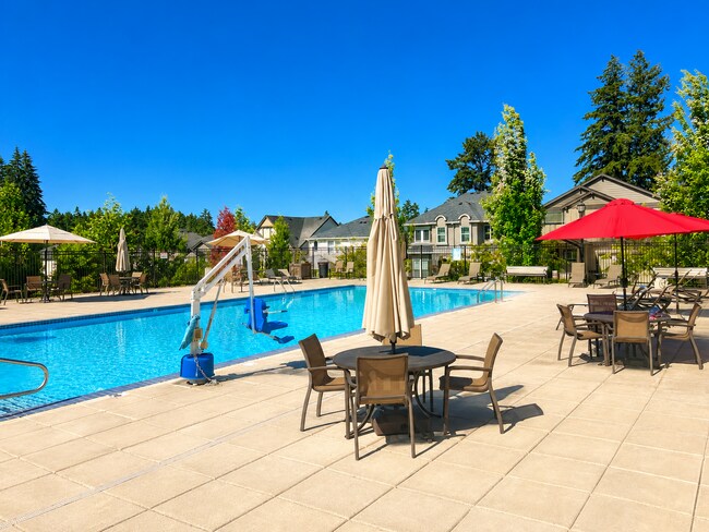 Building Photo - Modern Bull Mountain Townhome with Two Private Suites, Clubhouse, Pool, Fitness Center & Modern F...