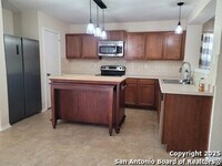 Building Photo - 4923 Bending Elms