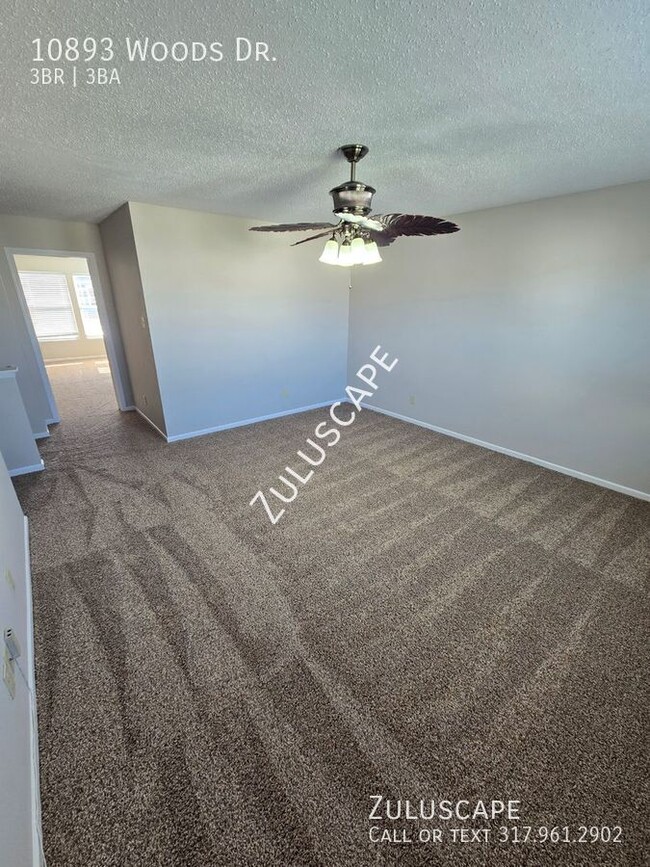 Building Photo - 1/2 off First Months Rent! Beautiful 3 BR ...