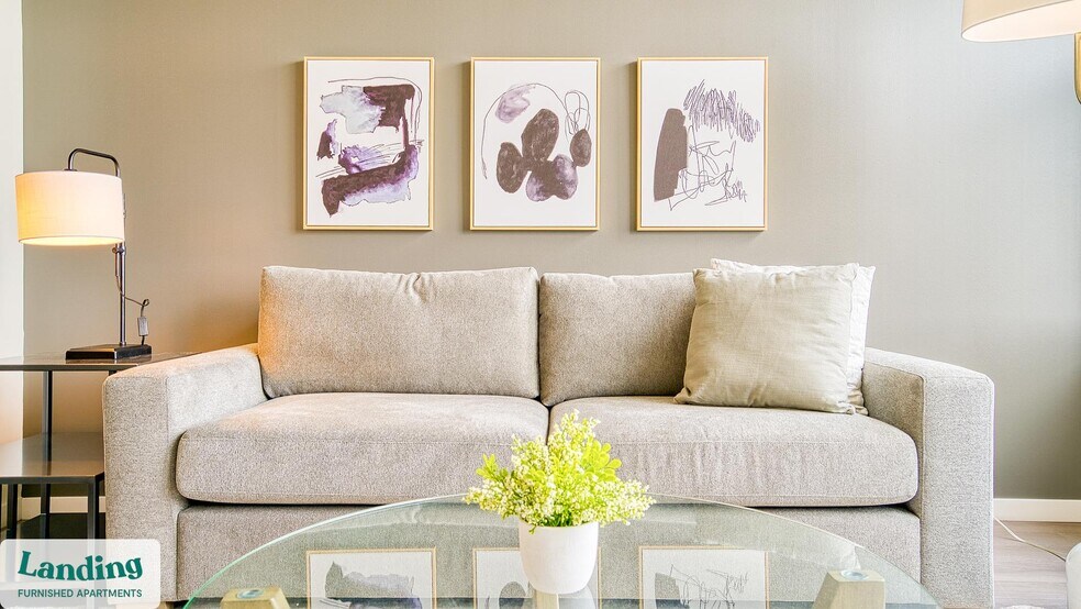 Building Photo - 2480-2522-2522 N Milwaukee Ave