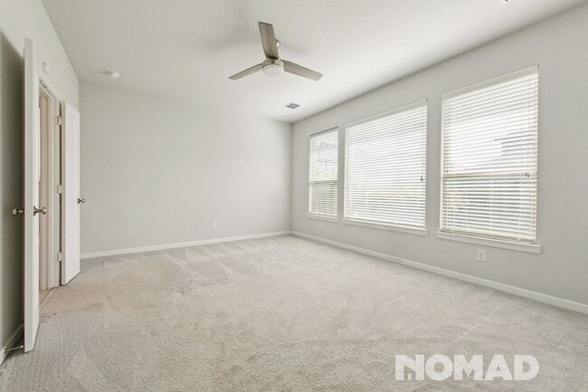 Building Photo - 9215 Lair Cove Dr