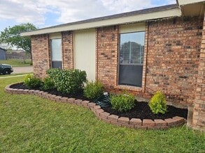 Building Photo - 5500 Ragan Dr