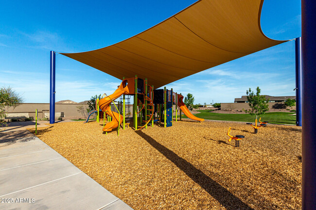 Building Photo - 34924 N Hawley Dr