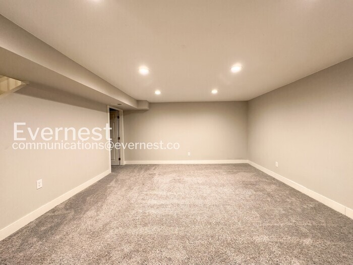 Building Photo - 18354 E Crestline Cir