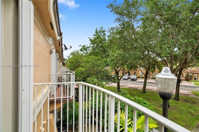 Building Photo - 12990 SW 30th Ct