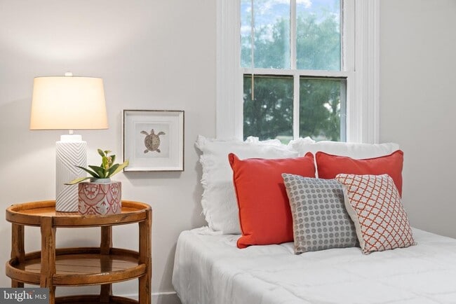 Building Photo - 1021 Greenspring Vly Rd