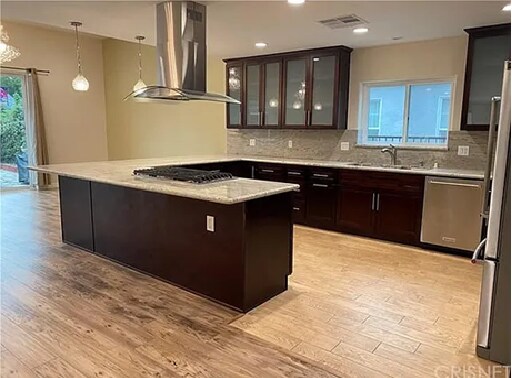 Building Photo - 6657 Enfield Ave