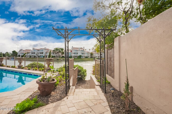 Building Photo - 10113 N 103rd St