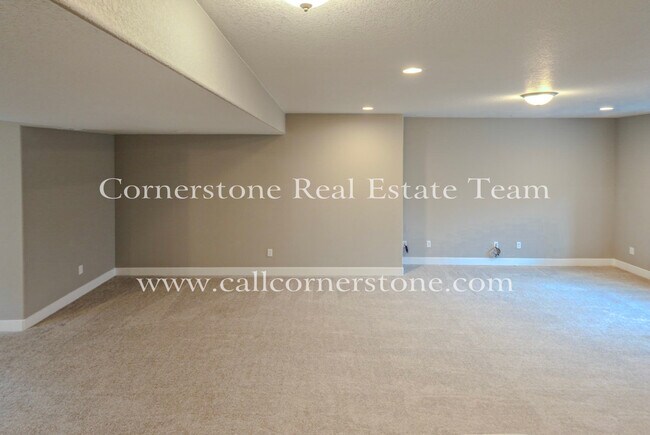 Building Photo - 9732 Marble Cyn Wy