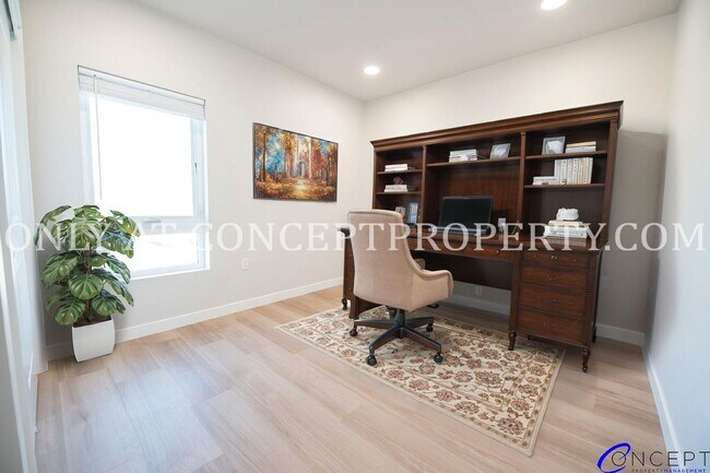 Building Photo - Modern Design, Exceptional Space: Discover This 3-Bedroom Residence at Studio Crossing! ***ONE MO...