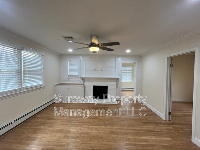Building Photo - 54 3rd Bayway