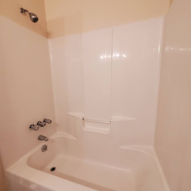 Building Photo - Modern Duplex Living in Georgia - 2Bed/2.5Bath with Convenient Amenities