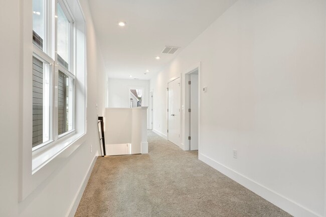 Building Photo - Modern 4 Bedroom and Fenced Yard in Chatham Park Pittsboro!