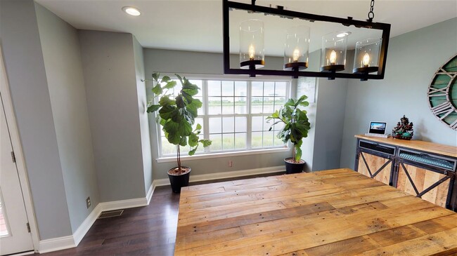 Building Photo - 22 Mallard Pl