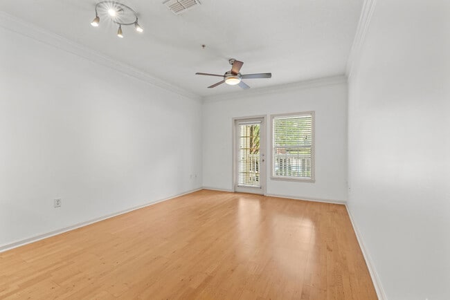 Building Photo - 1111 Westchester Ridge NE