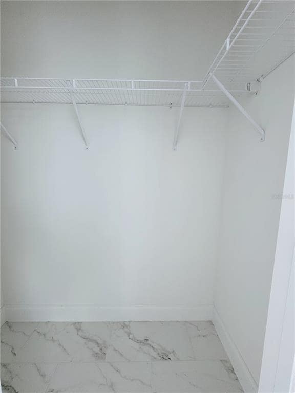 Building Photo - 725 Dennis Ave