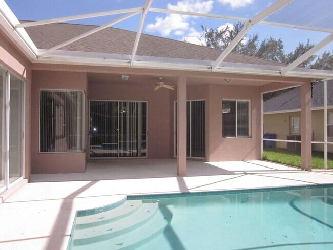 Building Photo - WEST MEADOWS - NEW TAMPA
