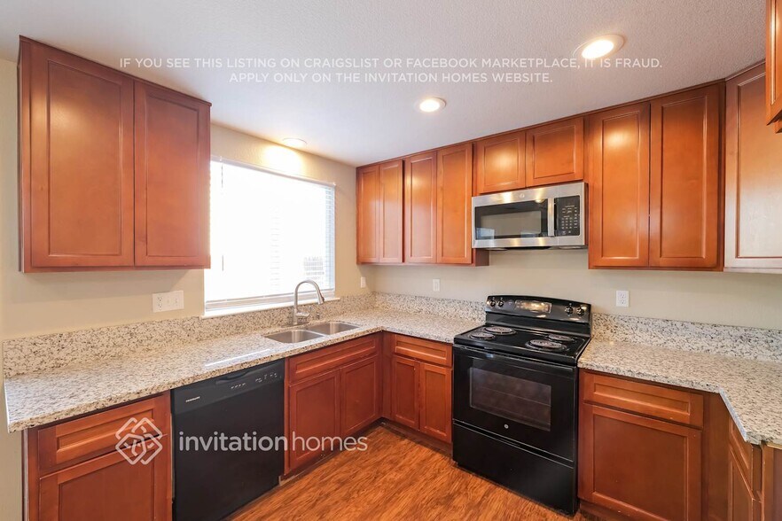 Building Photo - 4928 Stonegate Way