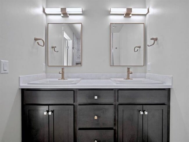Building Photo - Brand-New 4-Bedroom Townhome in Orchard Mesa!