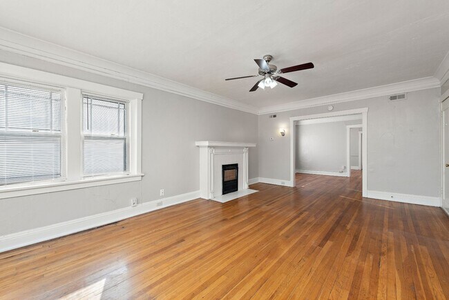 Interior Photo - SUNNY SLOPE