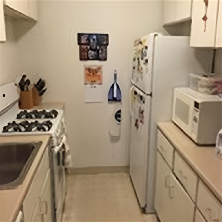 Building Photo - 44 Washington St