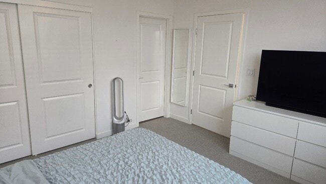 Building Photo - 2456 E Encanto Pso