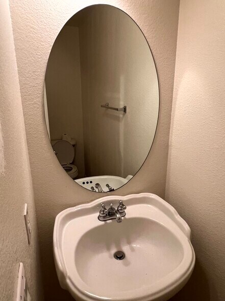 Building Photo - 1840 Spring Straw Ln