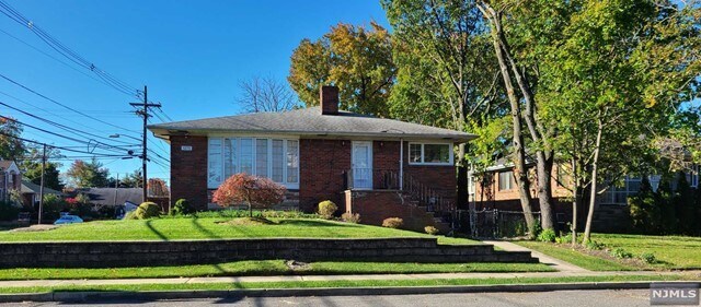 Building Photo - 1275 Palisade Ave