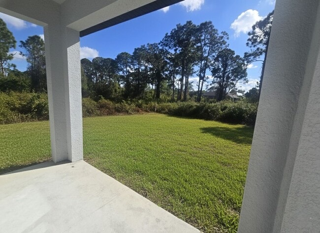 Building Photo - Brand new 4/2/2  House