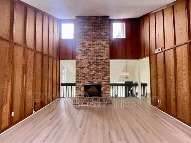 Building Photo - 1422 Beaver Dam Rd