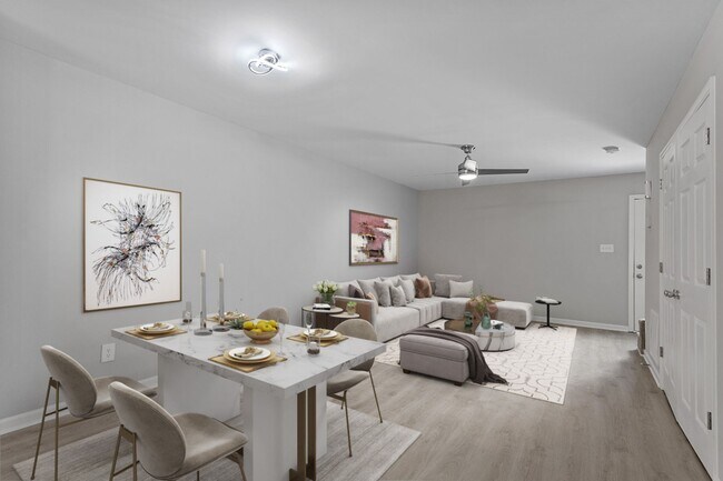 Building Photo - Gorgeous, Newly Renovated Townhome