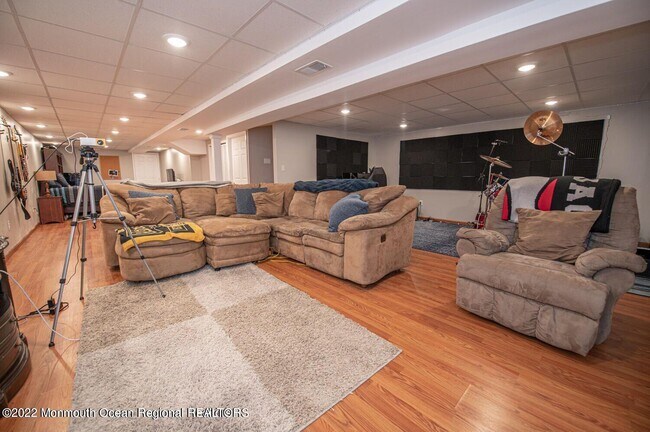 Building Photo - 109 Brookfield Dr