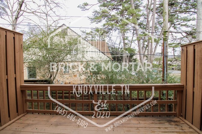 Building Photo - 4007 Heather Ct NW