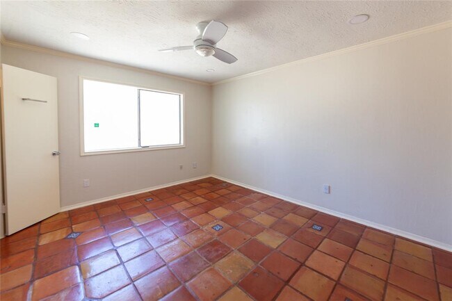 Building Photo - 22538 Market Square Ln