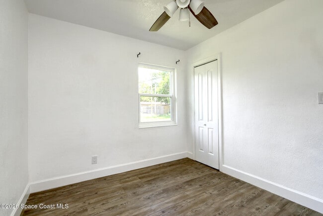 Building Photo - 356 Vesta Cir