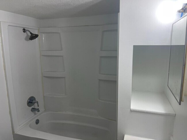 Building Photo - 1723 N 11th St