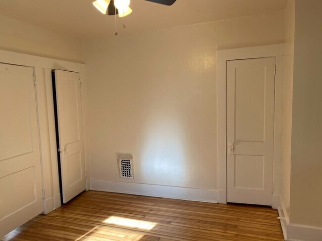 Building Photo - 2309 Eldridge St