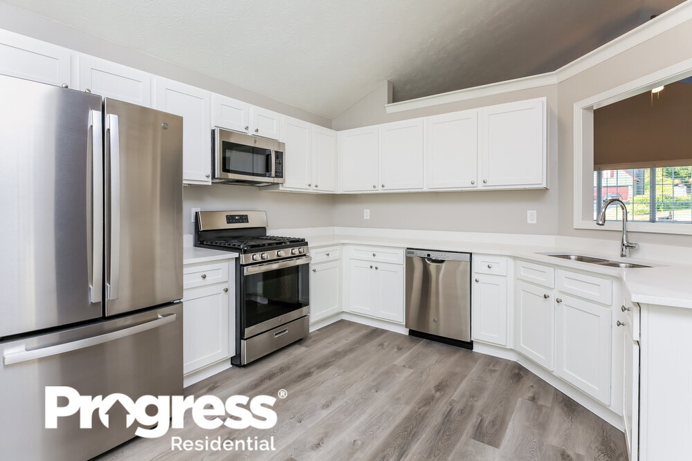 Building Photo - 5965 Tallant Dr