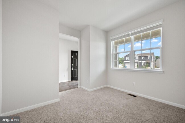 Building Photo - 504 Harper Dr