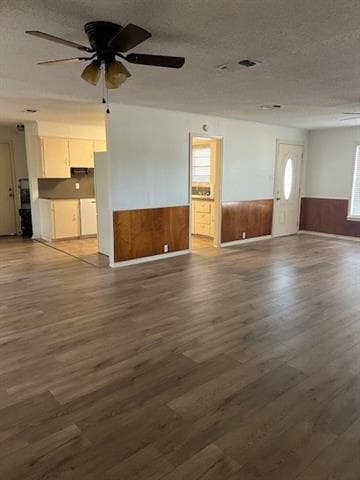 Building Photo - 2505 Ridgecrest Rd