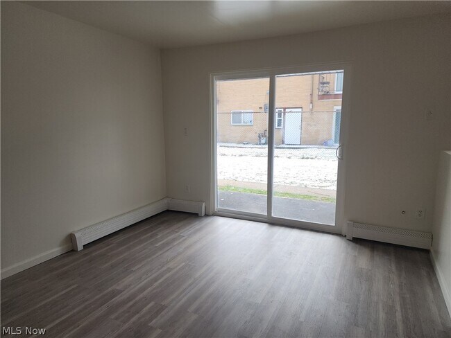 Building Photo - 26680 Tungsten Rd