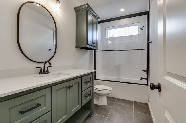 Building Photo - Welcome to Bungalow Heights! Edmond Townhome w/ Balcony, Yard & Resort Amenities