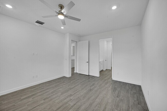 Building Photo - 5742 Graceful Wy