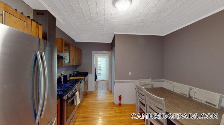 Building Photo - 173 Rindge Ave