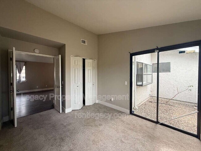 Building Photo - 7059 Sprig Dr