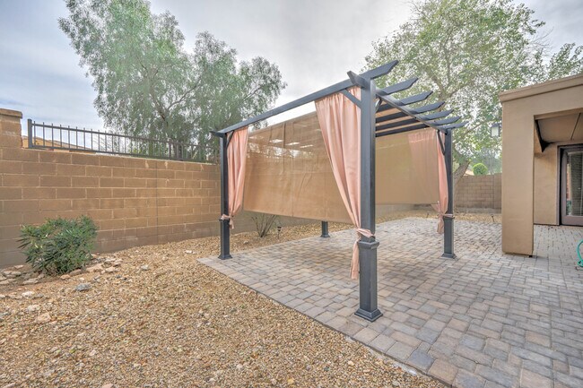 Building Photo - 8503 W Coyote Dr